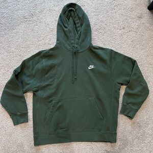 Nike Sportswear Club Fleece - Hunter Green - Large